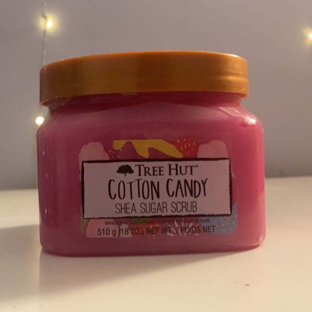 Cotton candy sugar scrub